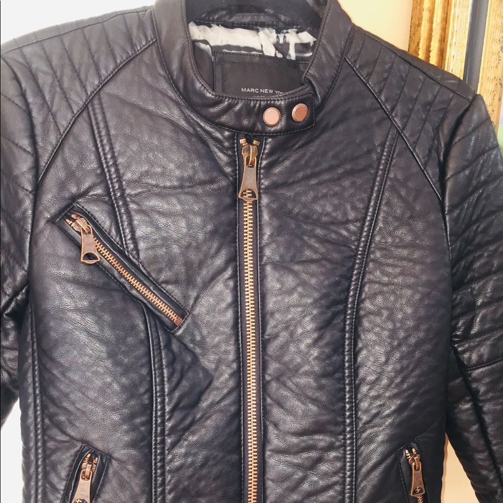ANDREW MARC FAUX LEATHER JACKET - Picture 4 of 8